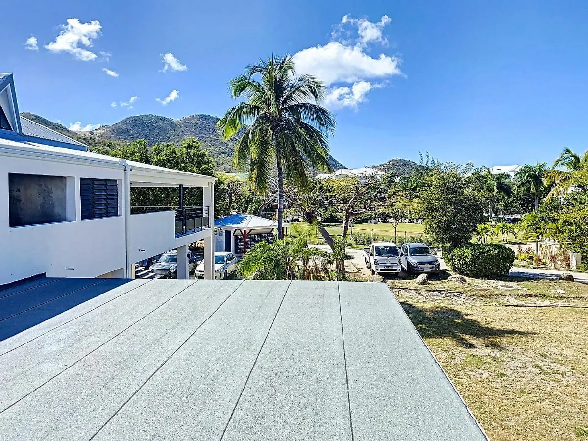 Acacia Tropical, Luxurious Duplex, Walkable Beach Anse Marcel