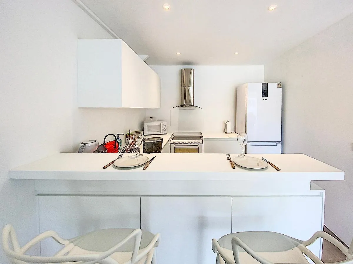 Acacia Tropical, Luxurious Duplex, Walkable Beach Anse Marcel